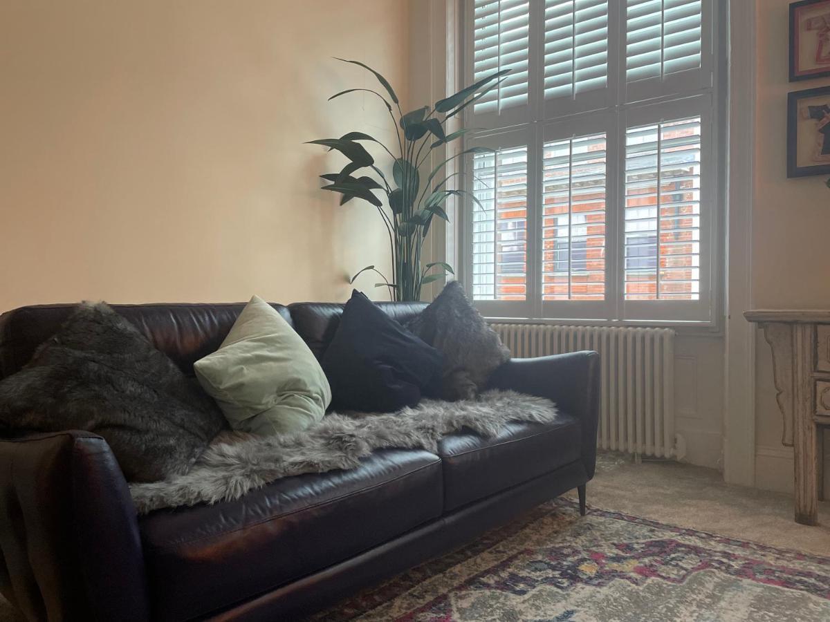Luxury Apartment Opposite The Shambles يورك المظهر الخارجي الصورة